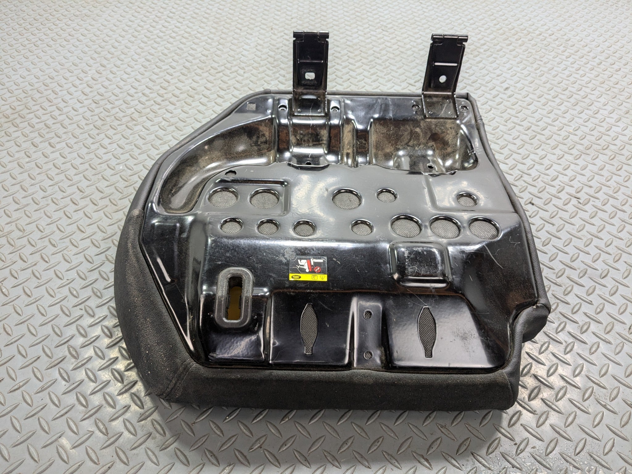 08 - 15 LAND ROVER LR2 OEM SEAT CUSHION LEATHER REAR LOWER RIGHT PASSENGER SIDE