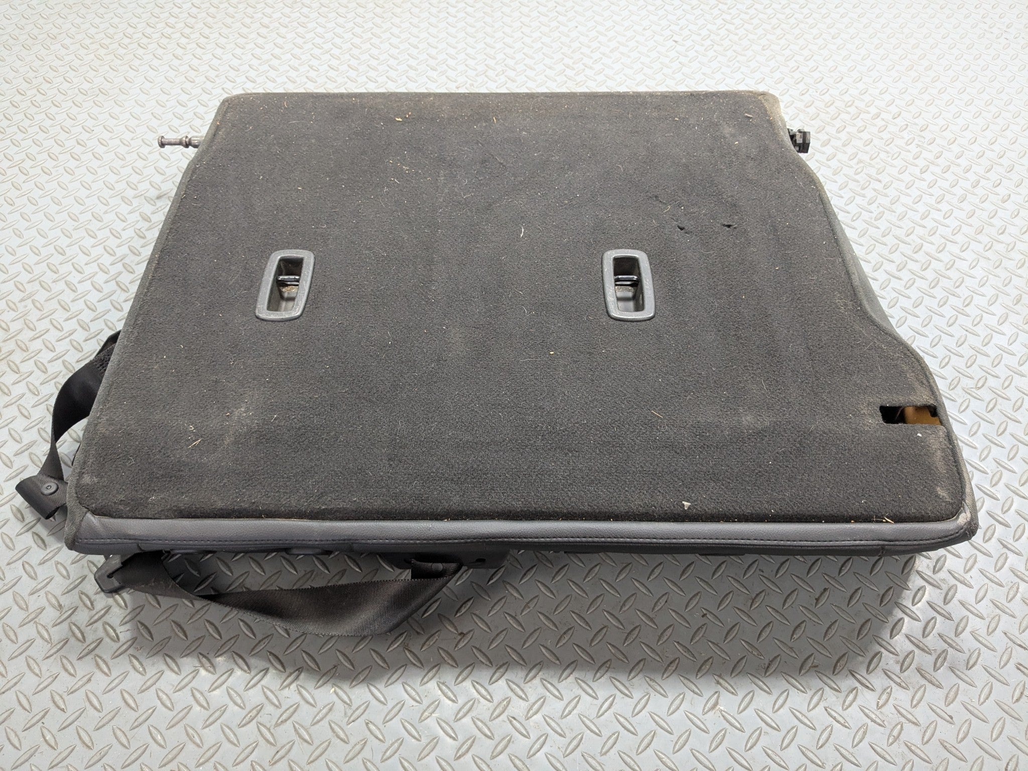 2008 - 2015 LAND ROVER LR2 OEM SEAT CUSHION LEATHER REAR UPPER LEFT DRIVER SIDE