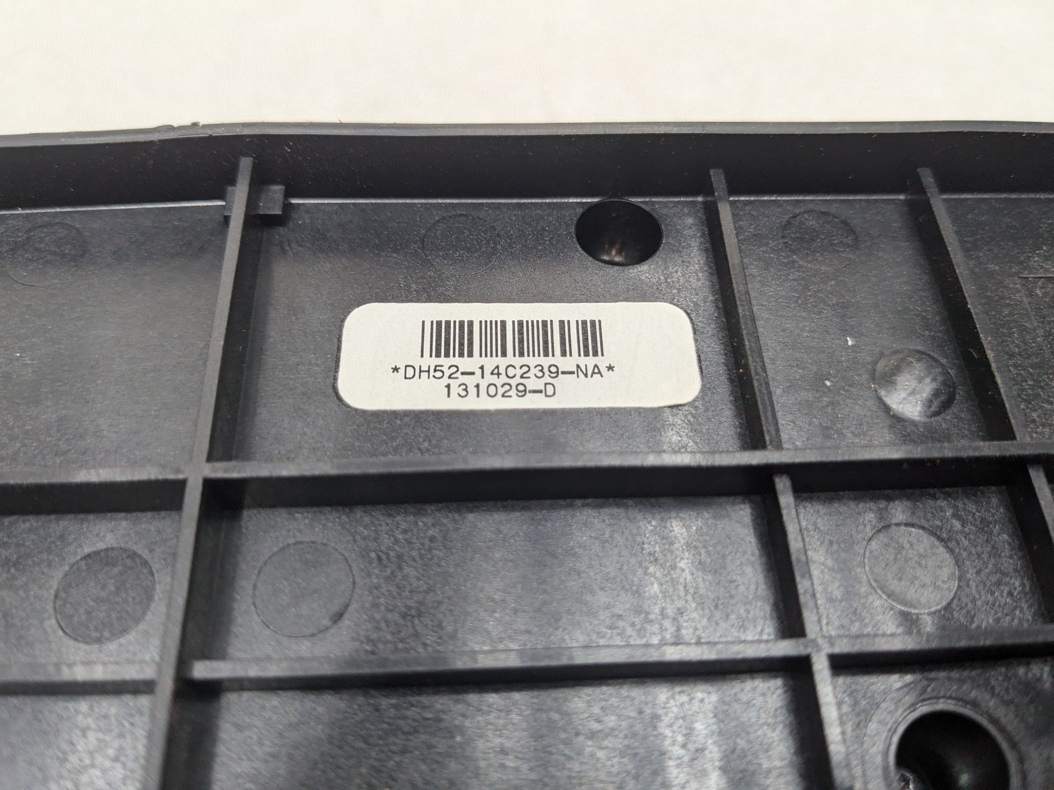 2008 - 2015 LAND ROVER LR2 OEM HEATER AC CONTROL SWITCH ASSEMBLY FRONT BLACK