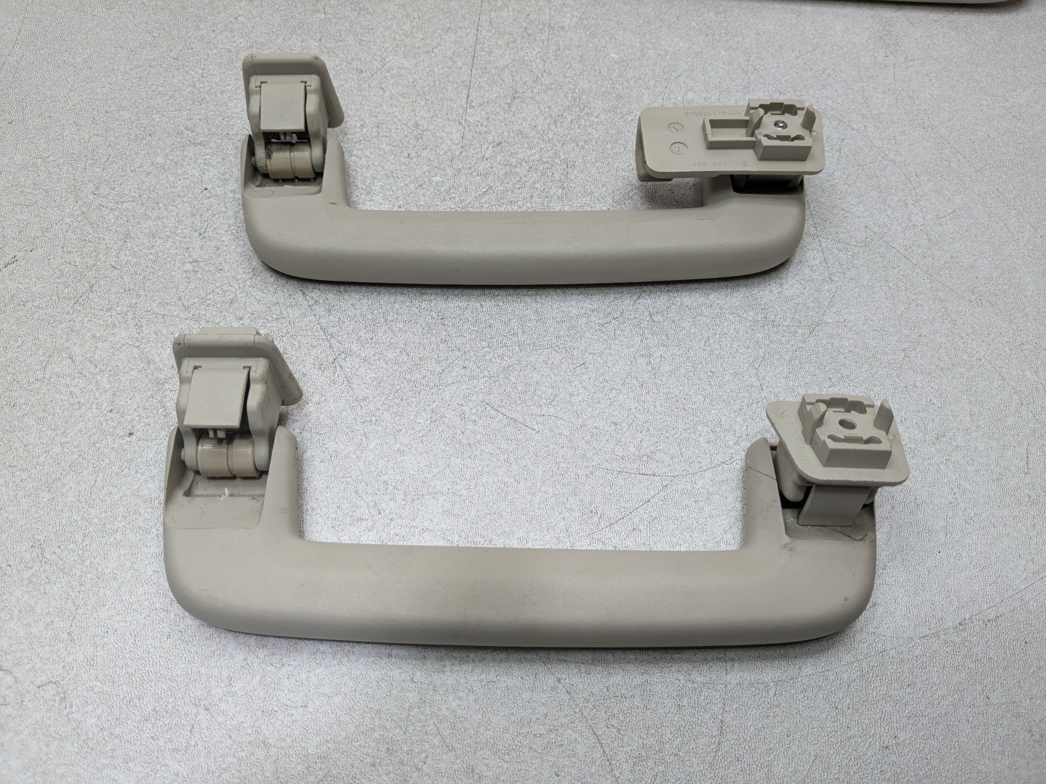 08-15 LAND ROVER LR2 OEM INTERIOR GRAB BAR HANDLE SET FRONT AND REAR UPPER ROOF