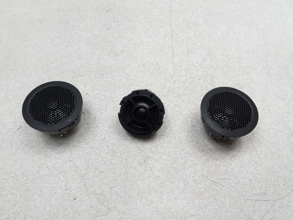 2008 - 2015 LAND ROVER LR2 OEM DOOR SPEAKER SET AUDIO SOUND SYSTEM ASSEMBLY