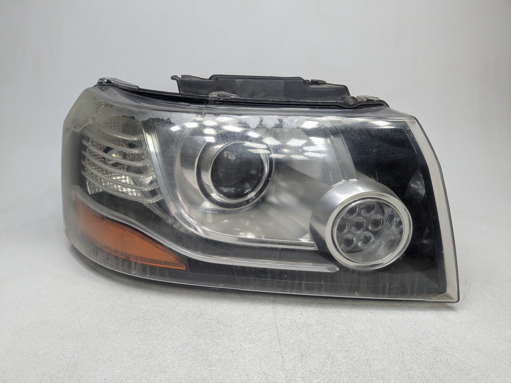 08 - 15 LAND ROVER LR2 OEM HALOGEN HEADLAMP ASSEMBLY FRONT RIGHT PASSENGER SIDE