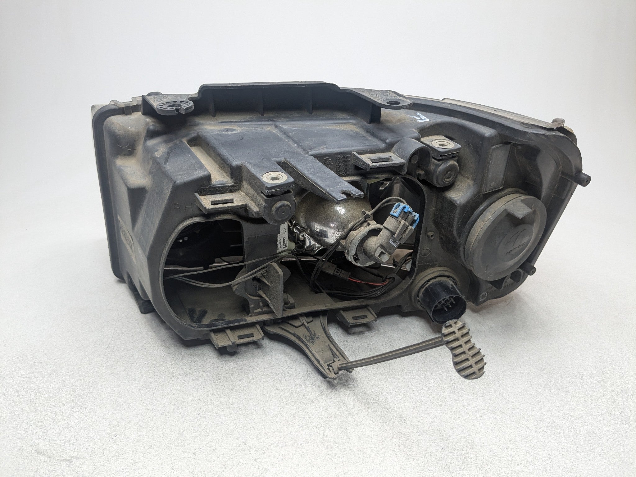 08 - 15 LAND ROVER LR2 OEM HALOGEN HEADLAMP ASSEMBLY FRONT RIGHT PASSENGER SIDE