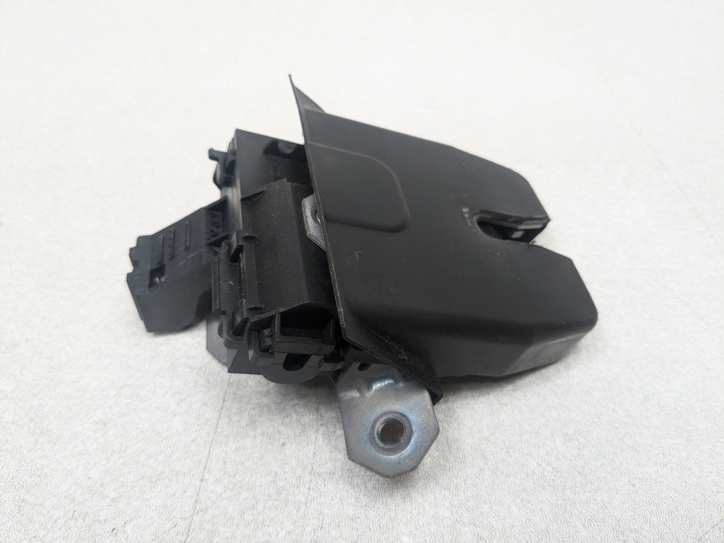 08 - 15 LAND ROVER LR2 OEM LID LATCH REAR TRUNK LIFTGATE LOCK RELEASE ACTUATOR