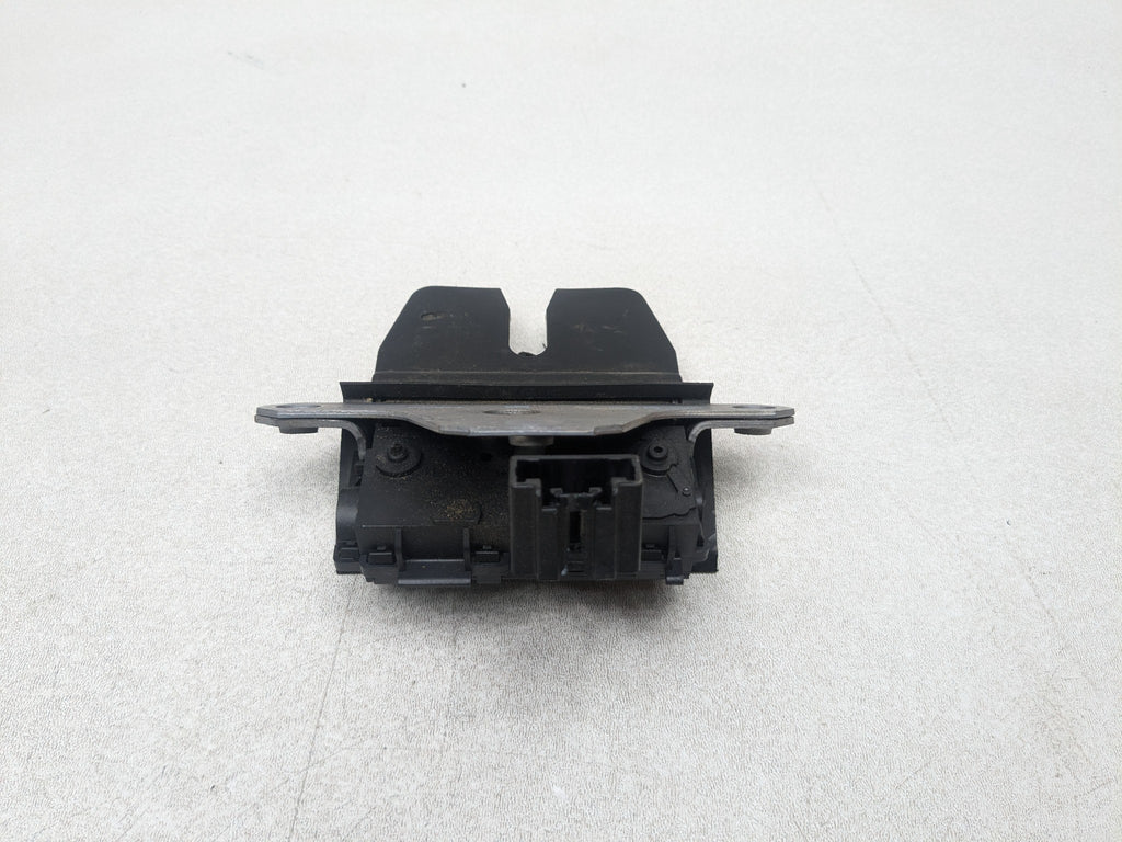 08 - 15 LAND ROVER LR2 OEM LID LATCH REAR TRUNK LIFTGATE LOCK RELEASE ACTUATOR