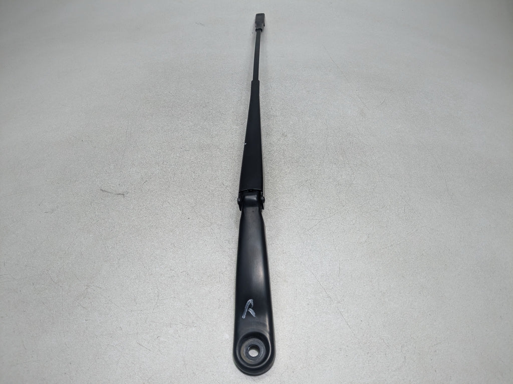 2008 - 2015 LAND ROVER LR2 OEM WINDSHIELD WIPER ARM PASSENGER RIGHT FRONT SIDE