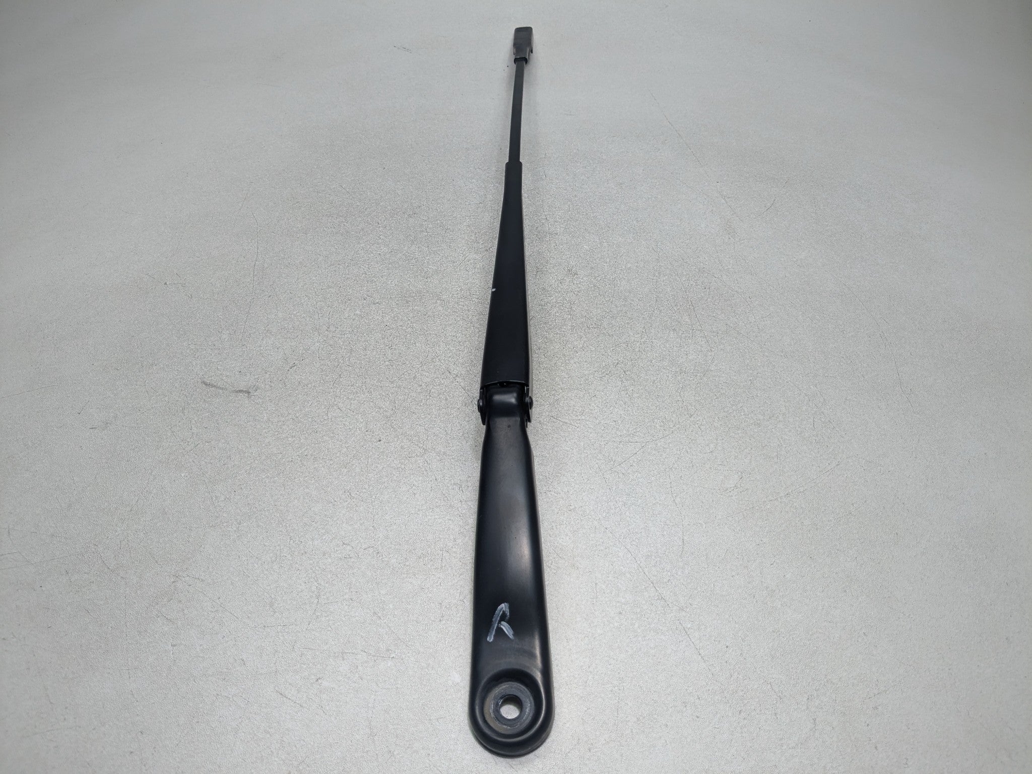 2008 - 2015 LAND ROVER LR2 OEM WINDSHIELD WIPER ARM PASSENGER RIGHT FRONT SIDE