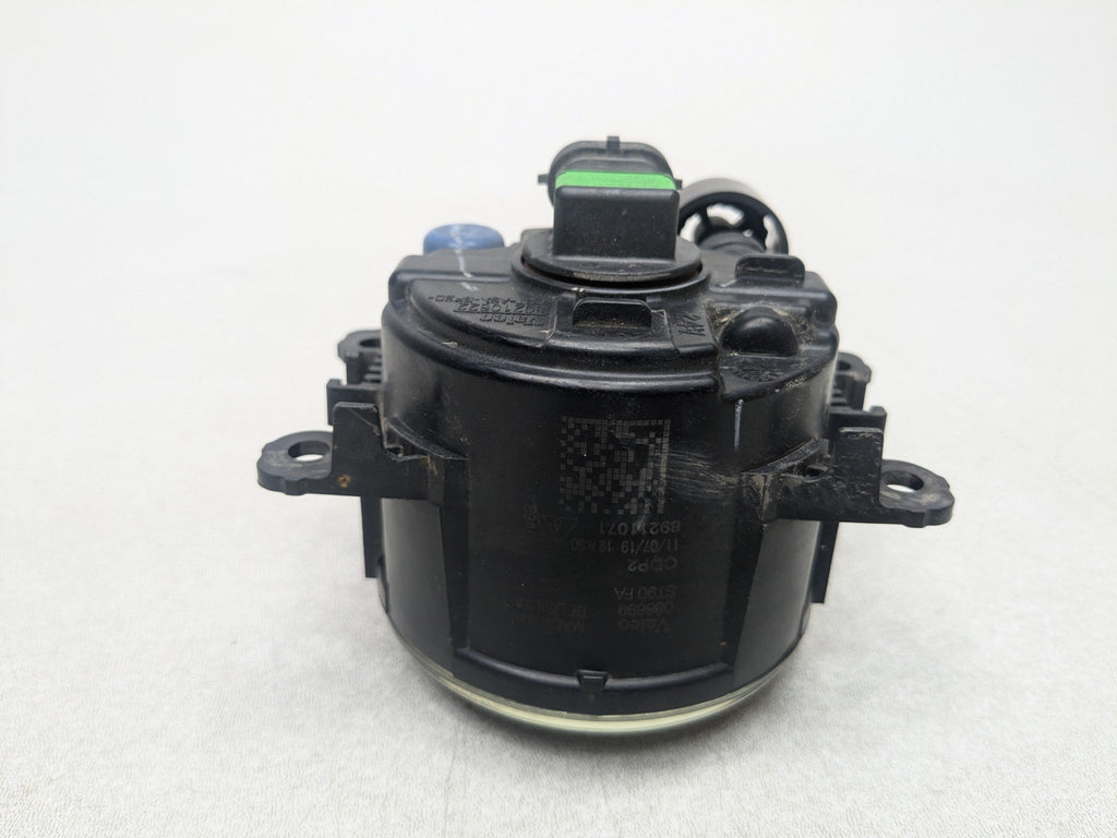 2008 - 2015 LAND ROVER LR2 OEM FOG LIGHT BUMPER MOUNTED FRONT LEFT DRIVER SIDE