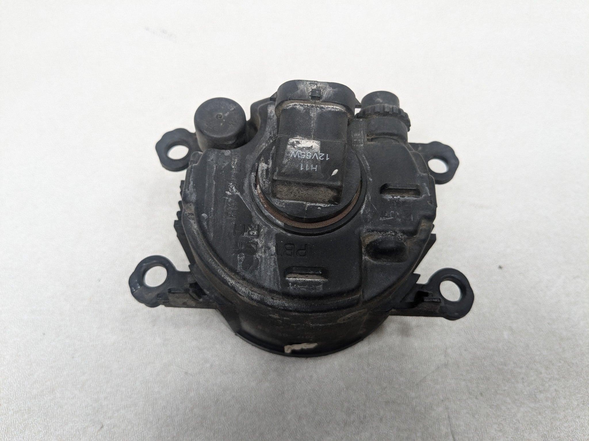 08 - 15 LAND ROVER LR2 OEM FOG LIGHT BUMPER MOUNTED FRONT RIGHT PASSENGER SIDE