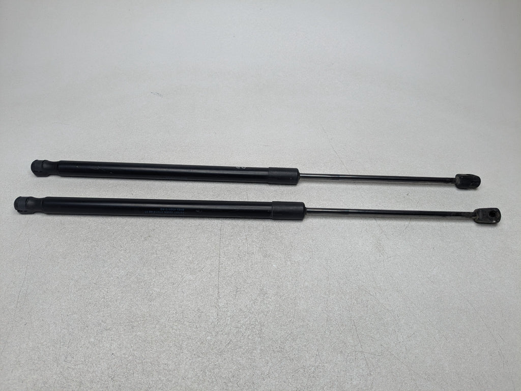2008 - 2015 LAND ROVER LR2 OEM HATCH SUPPORT SHOCK STRUT SET REAR LEFT AND RIGHT