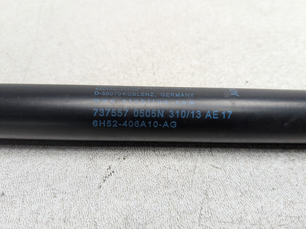 2008 - 2015 LAND ROVER LR2 OEM HATCH SUPPORT SHOCK STRUT SET REAR LEFT AND RIGHT