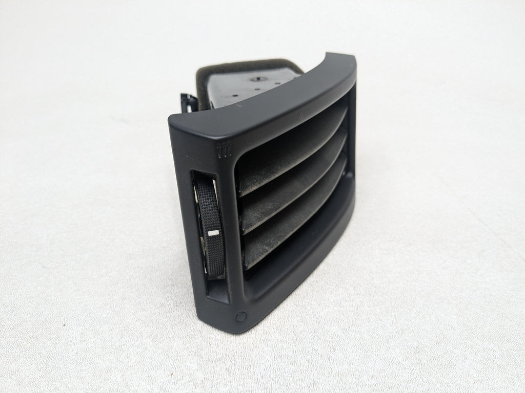 08 - 15 LAND ROVER LR2 OEM DASH AC HEATER VENT ASSEMBLY FRONT LEFT DRIVER SIDE