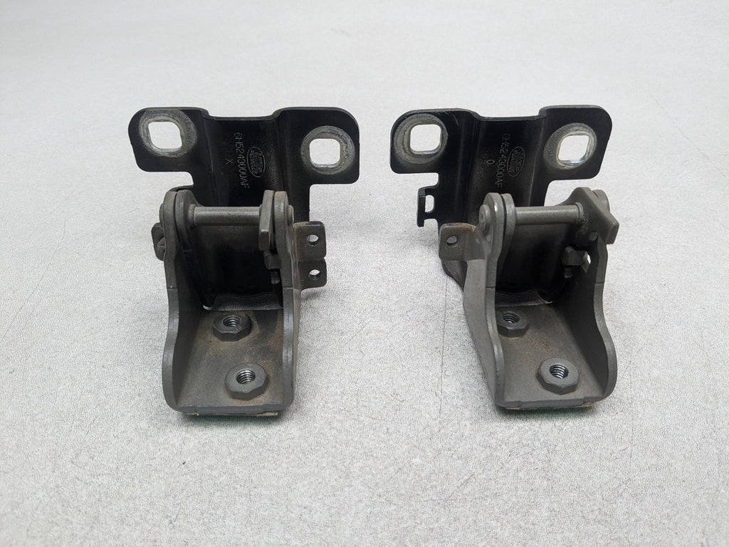 2008 - 2015 LAND ROVER LR2 OEM GATE HINGES SET REAR LEFT AND RIGHT SIDE