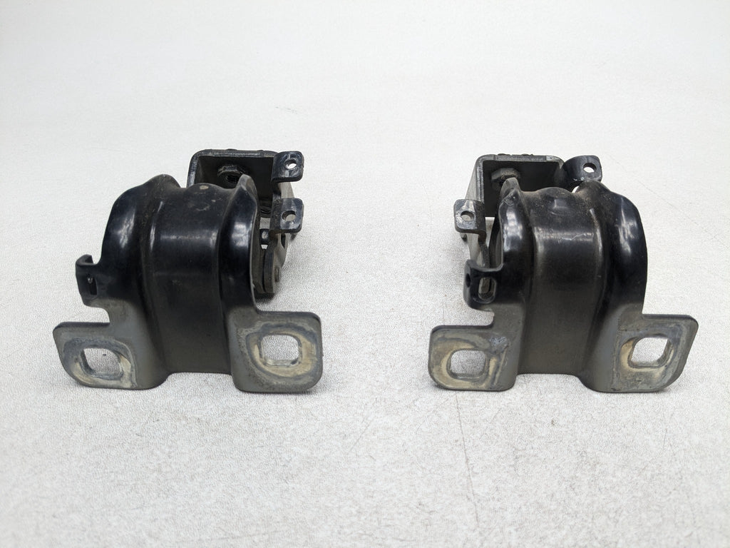 2008 - 2015 LAND ROVER LR2 OEM GATE HINGES SET REAR LEFT AND RIGHT SIDE