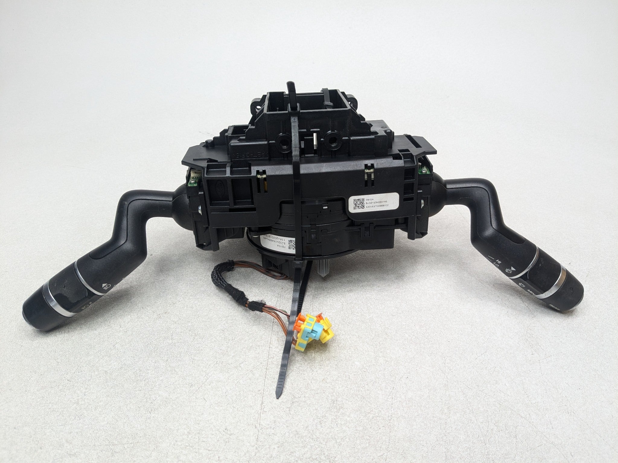 08 - 15 LAND ROVER LR2 OEM CLOCKSPRING SRS TURN SIGNAL WIPER COMBINATION SWITCH