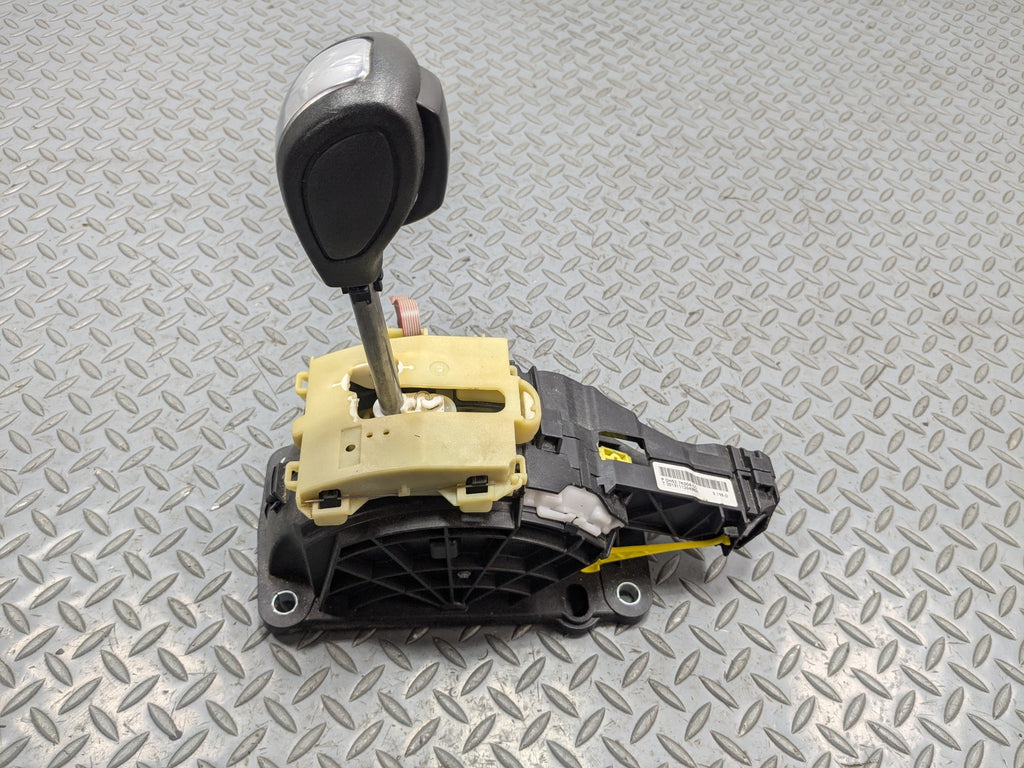 08 - 15 LAND ROVER LR2 OEM FLOOR SHIFTER AUTOMATIC TRANSMISSION GEAR SELECTOR
