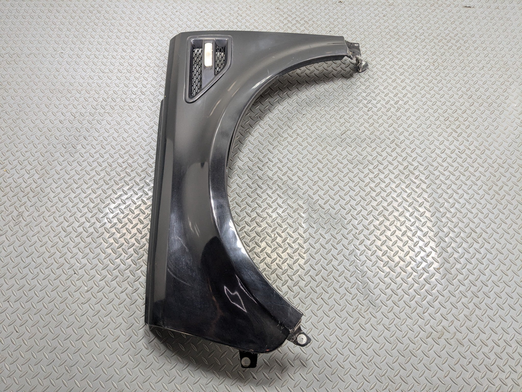 2008 - 2015 LAND ROVER LR2 OEM FENDER COVER PANEL FRONT LEFT DRIVER SIDE