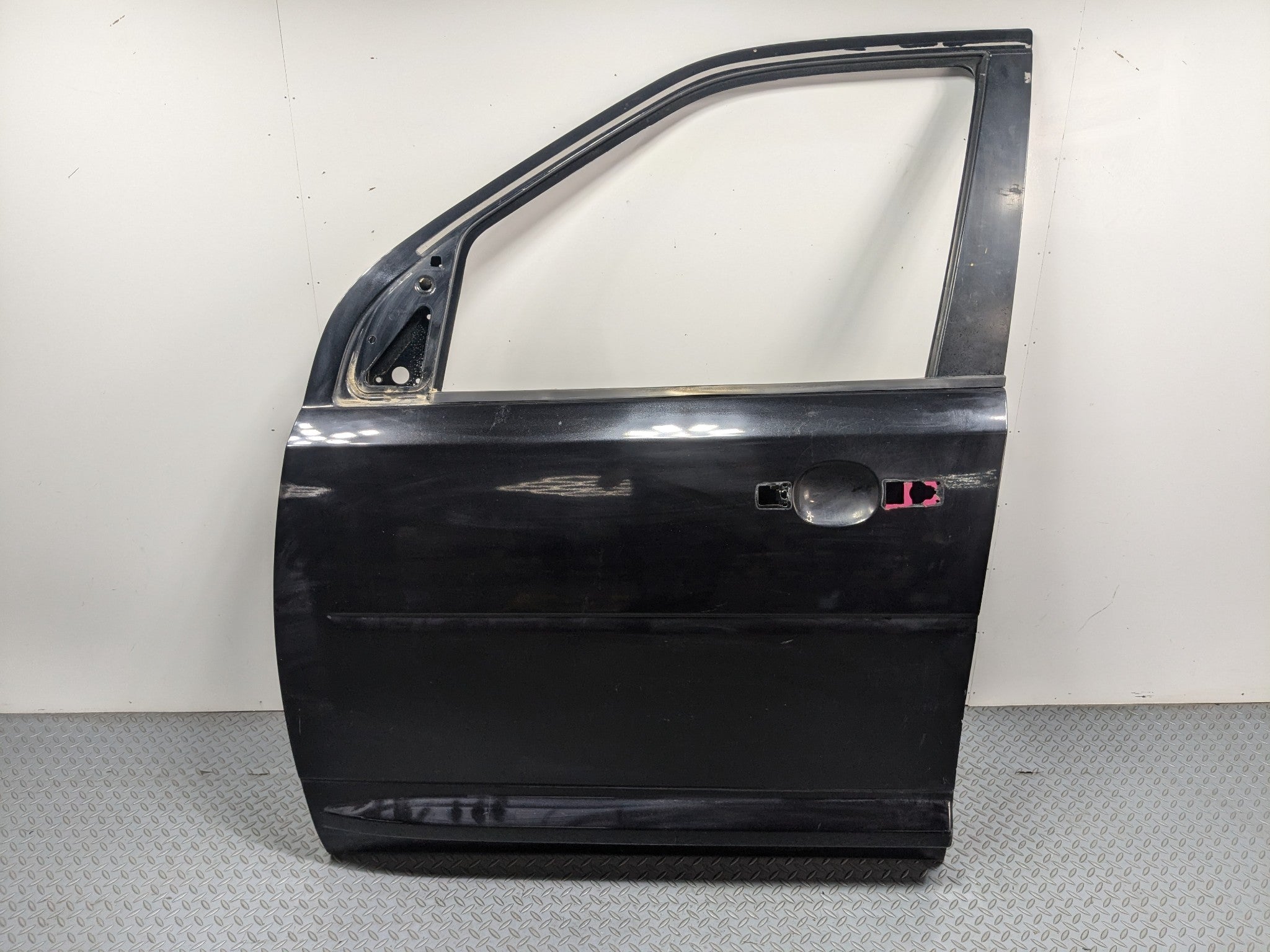 08 - 15 LAND ROVER LR2 OEM DOOR SHELL PANEL SANTORINI BLACK METALLIC FRONT LEFT