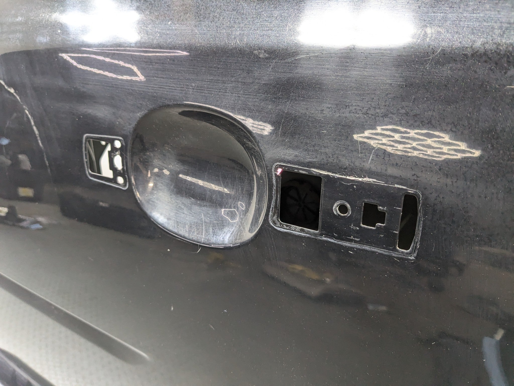 08 - 15 LAND ROVER LR2 OEM DOOR SHELL PANEL SANTORINI BLACK METALLIC REAR LEFT