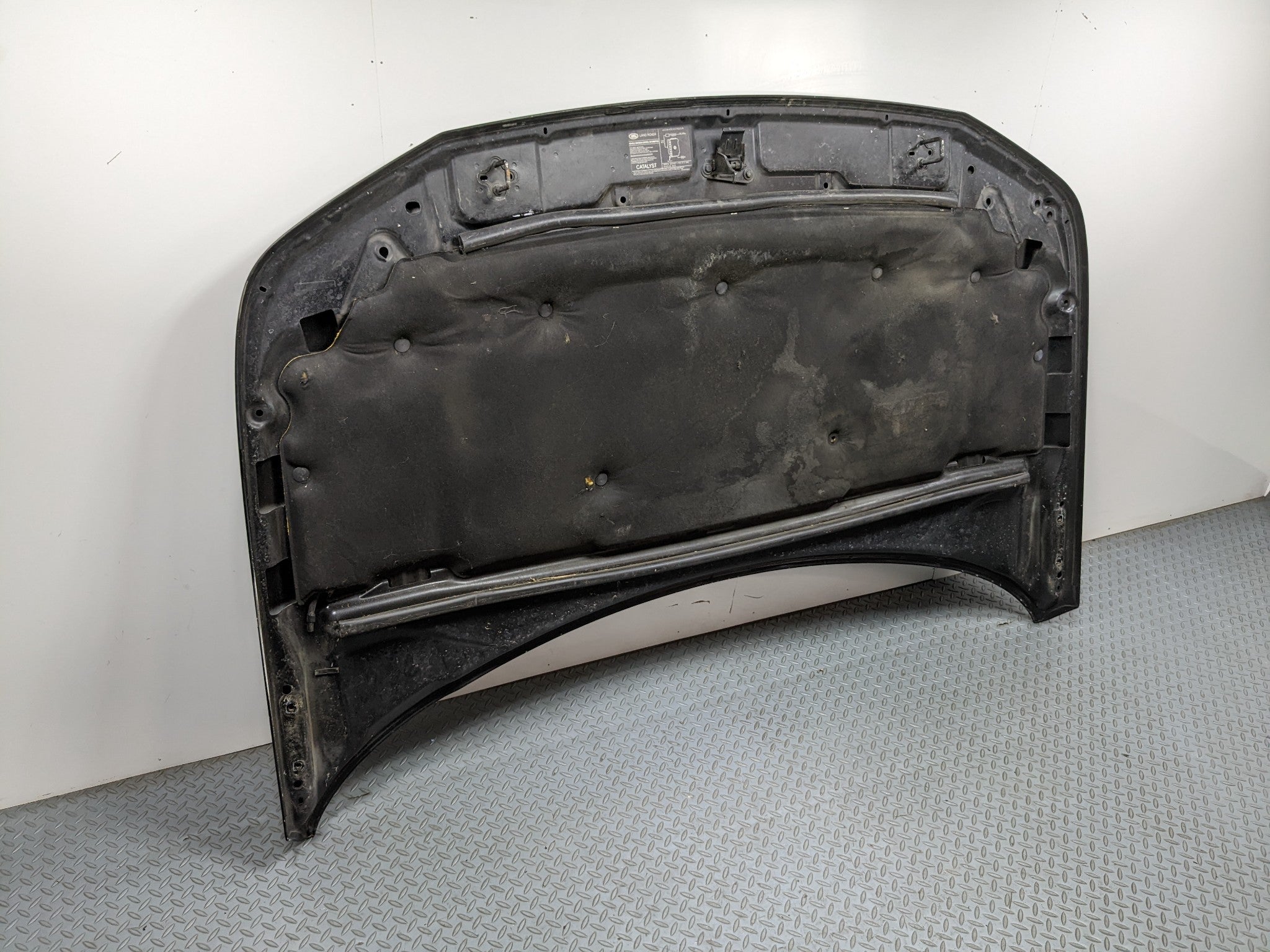 08-15 LAND ROVER LR2 OEM FRONT HOOD BONNET SHELL PANEL SANTORINI BLACK METALLIC