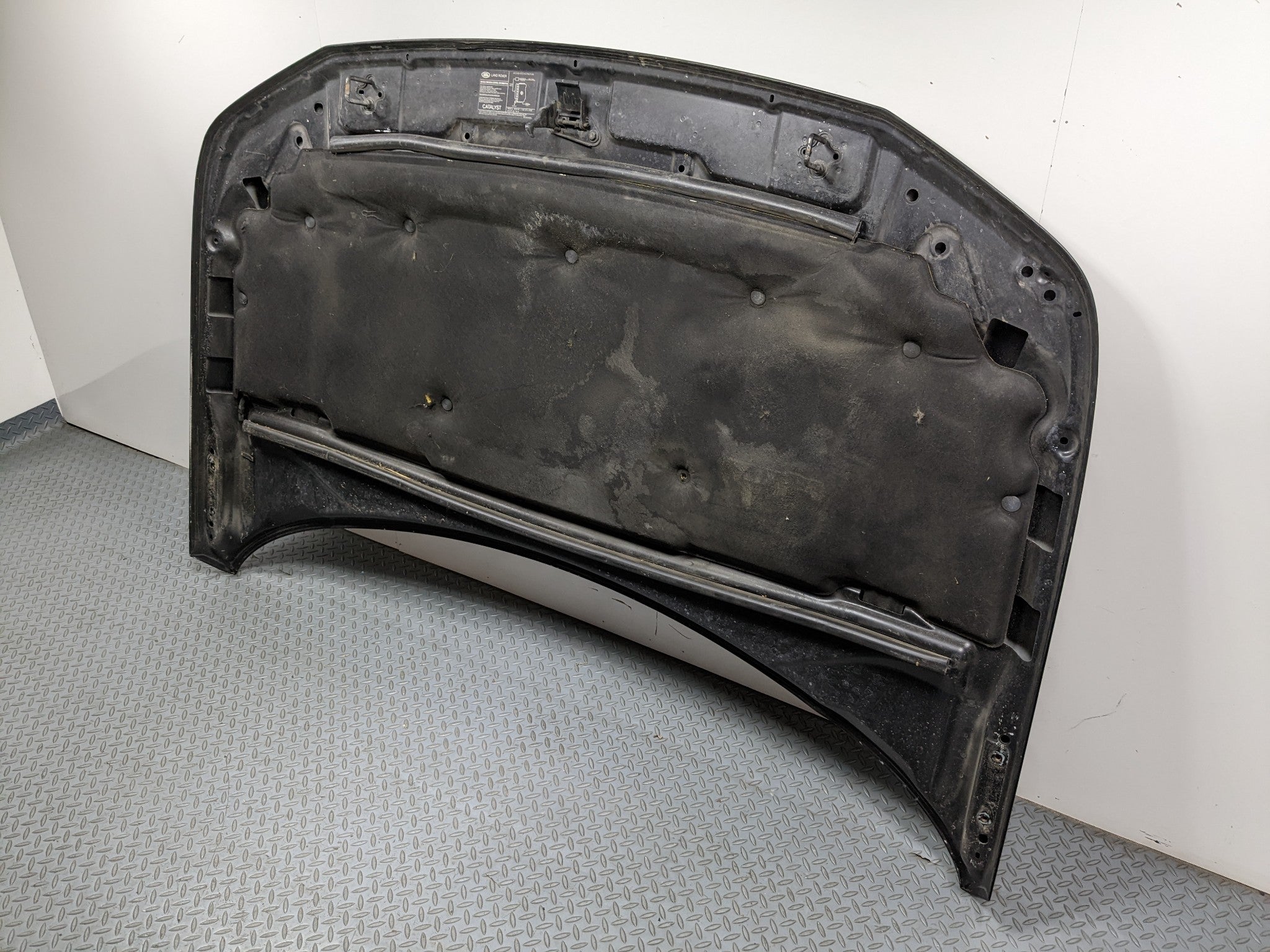 08-15 LAND ROVER LR2 OEM FRONT HOOD BONNET SHELL PANEL SANTORINI BLACK METALLIC