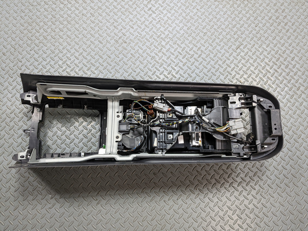 2008 - 2015 LAND ROVER LR2 OEM ARMREST CENTER CONSOLE STORAGE WITH CUP HOLDER