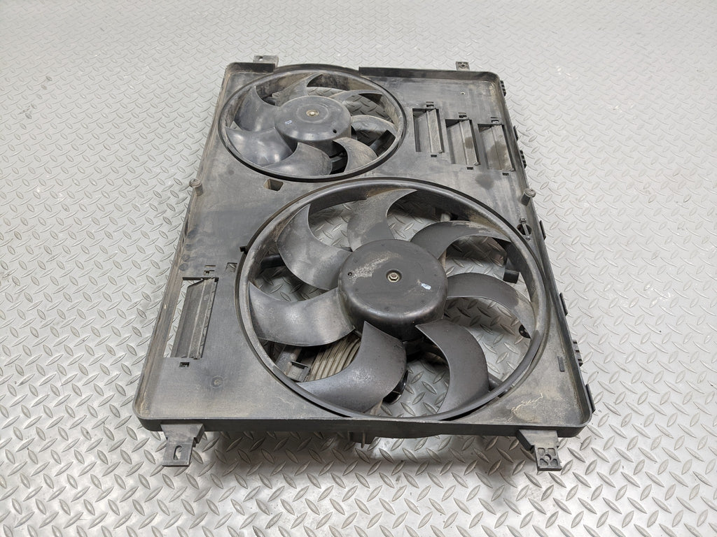 2008 - 2015 LAND ROVER LR2 OEM ELECTRIC COOLING MOTOR FAN BLADE WITH SHROUD