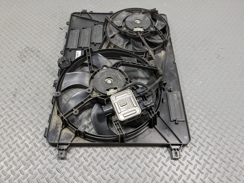 2008 - 2015 LAND ROVER LR2 OEM ELECTRIC COOLING MOTOR FAN BLADE WITH SHROUD