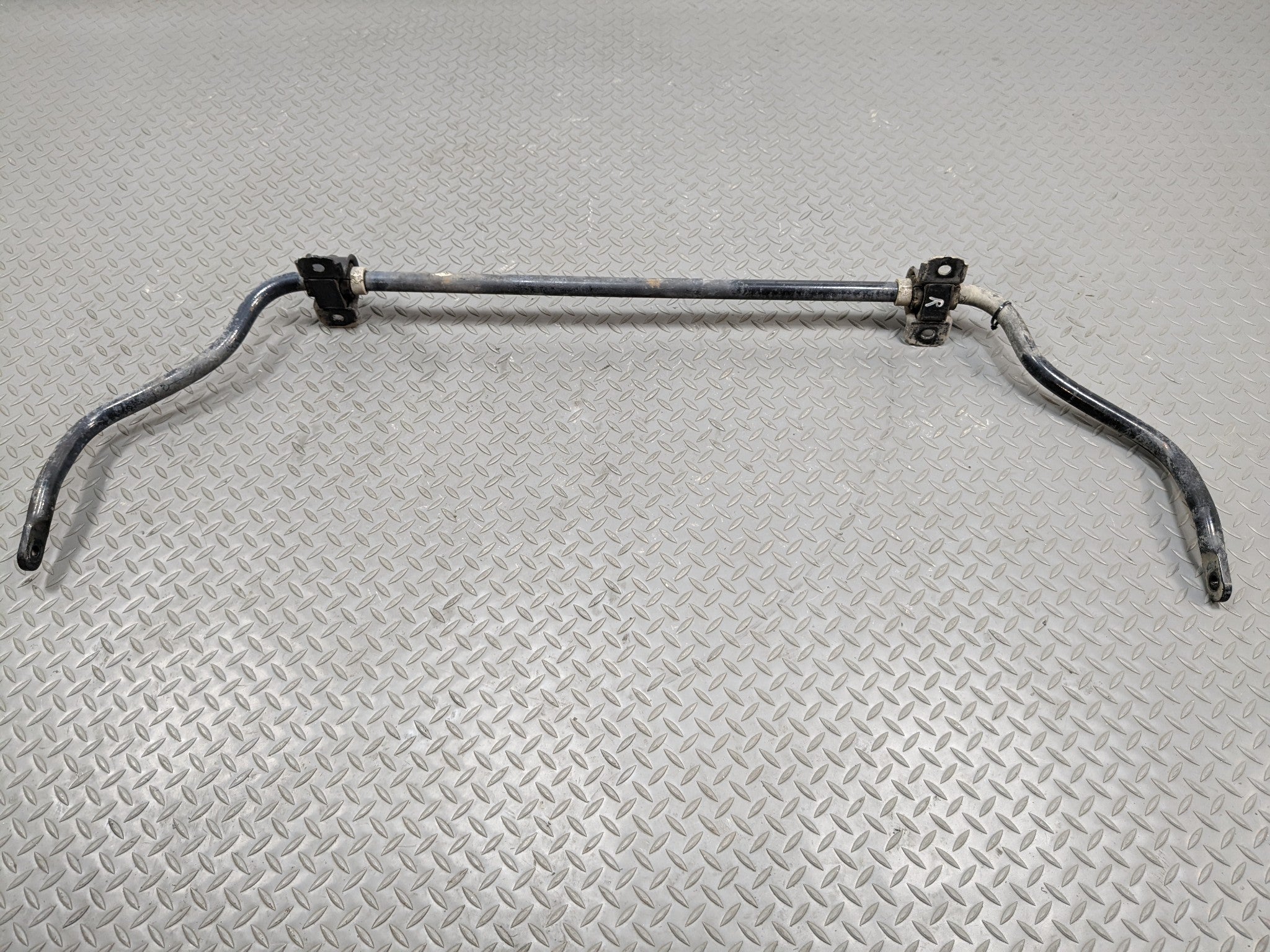 2008 - 2015 LAND ROVER LR2 OEM STABILIZER ANTI ROLL SWAY BAR ROD REAR SUSPENSION