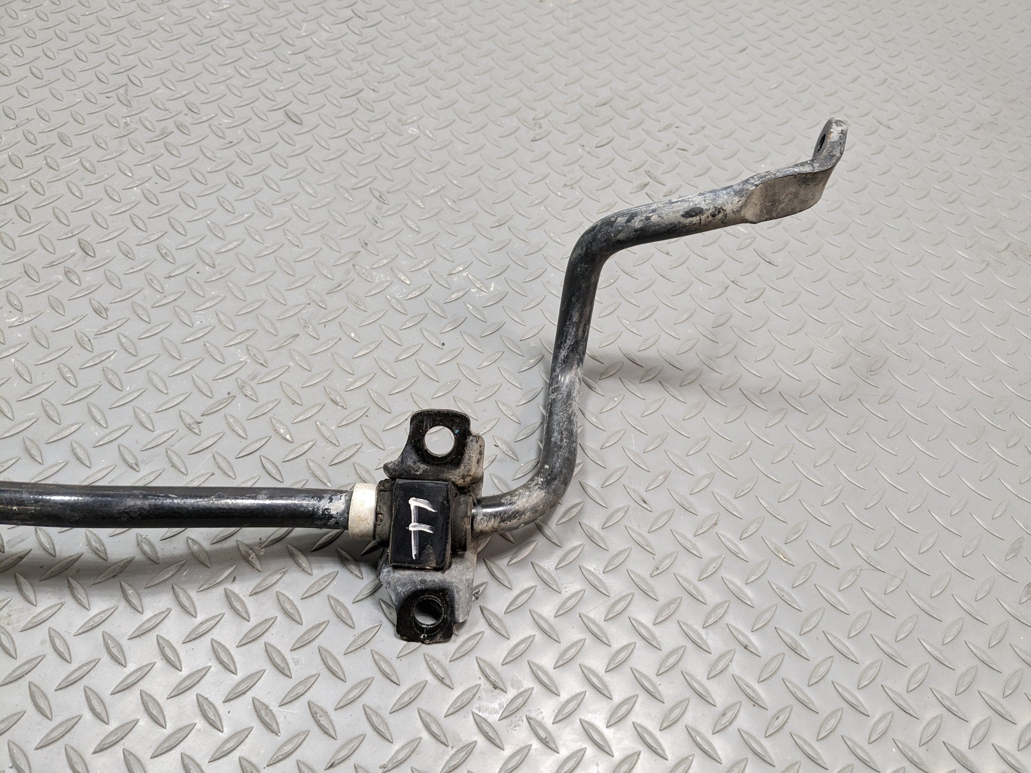 08 - 15 LAND ROVER LR2 OEM STABILIZER ANTI ROLL SWAY BAR ROD FRONT SUSPENSION