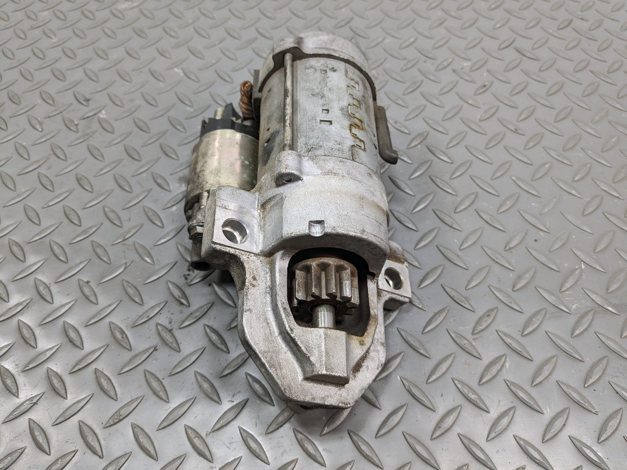 2008 - 2015 LAND ROVER LR2 OEM ENGINE STARTER MOTOR ASSEMBLY 2.0L