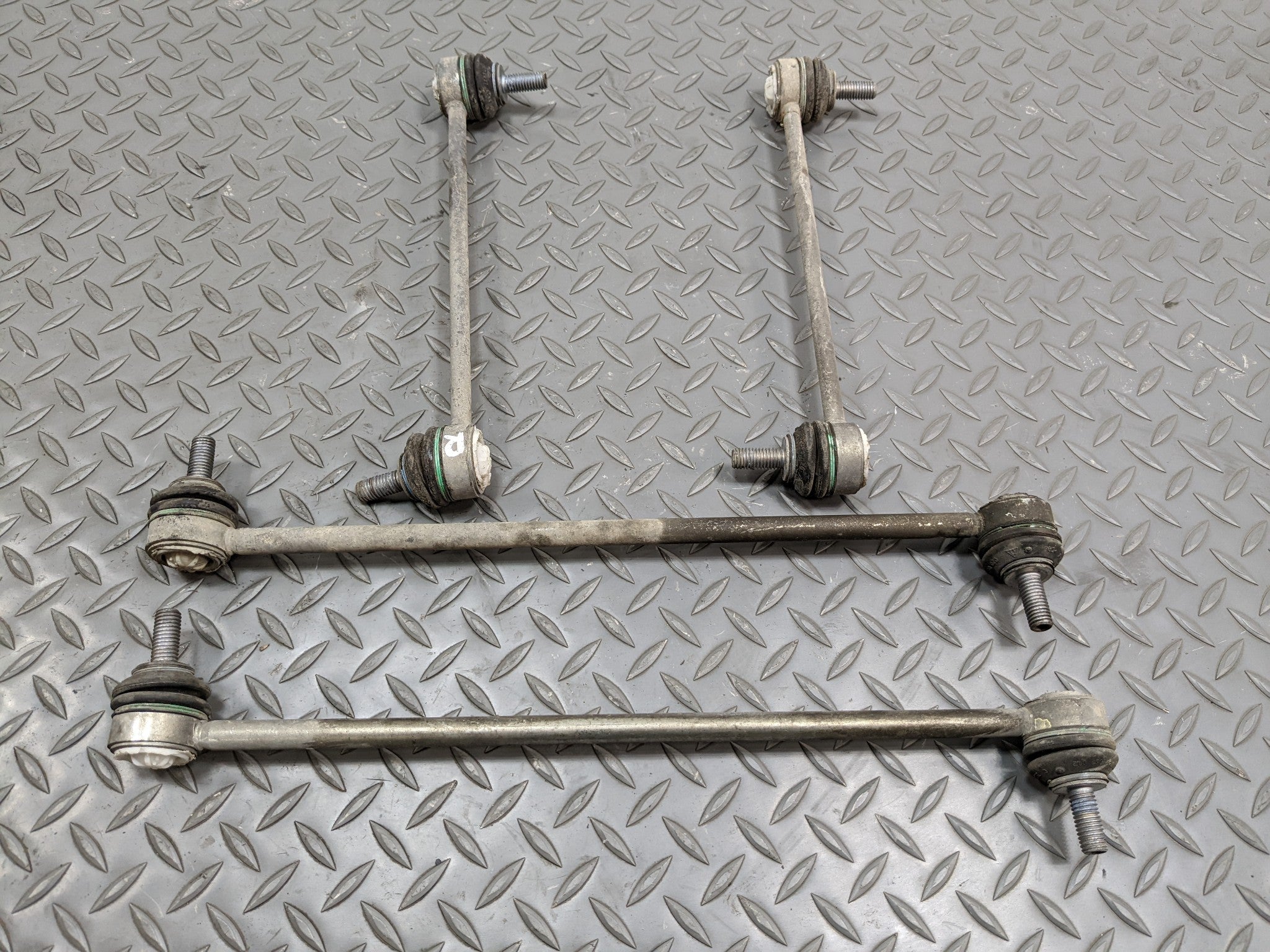 2008 - 2015 LAND ROVER LR2 OEM STABILIZER SWAY BAR LINK SET FRONT AND REAR SIDE