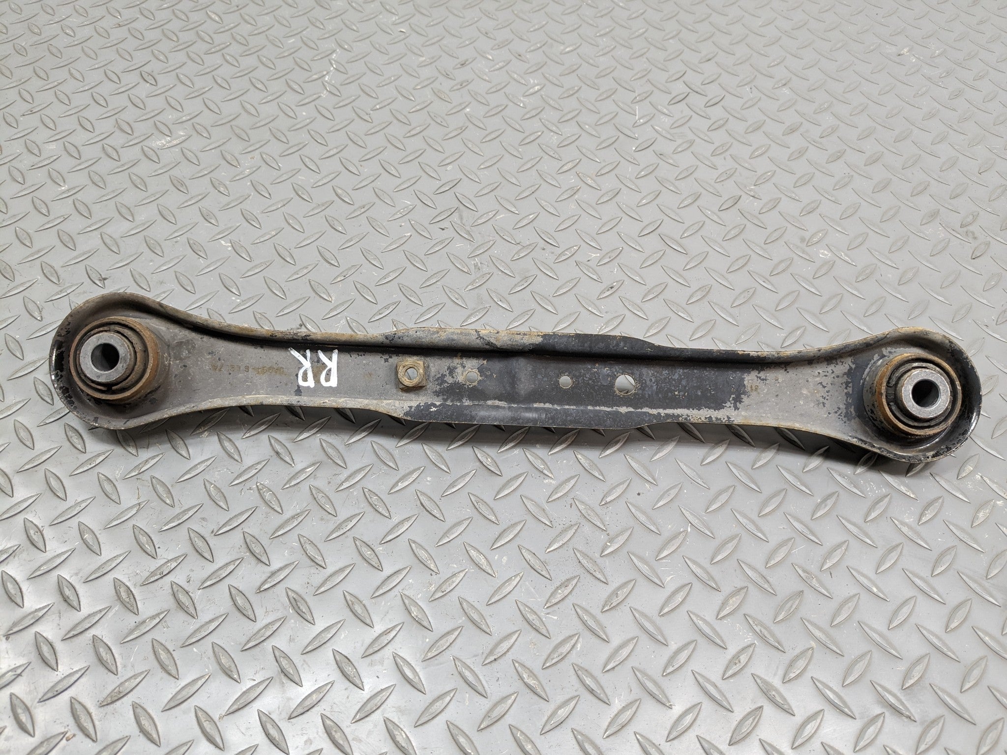 08 - 15 LAND ROVER LR2 OEM LOWER FORWARD CONTROL ARM REAR RIGHT PASSENGER SIDE