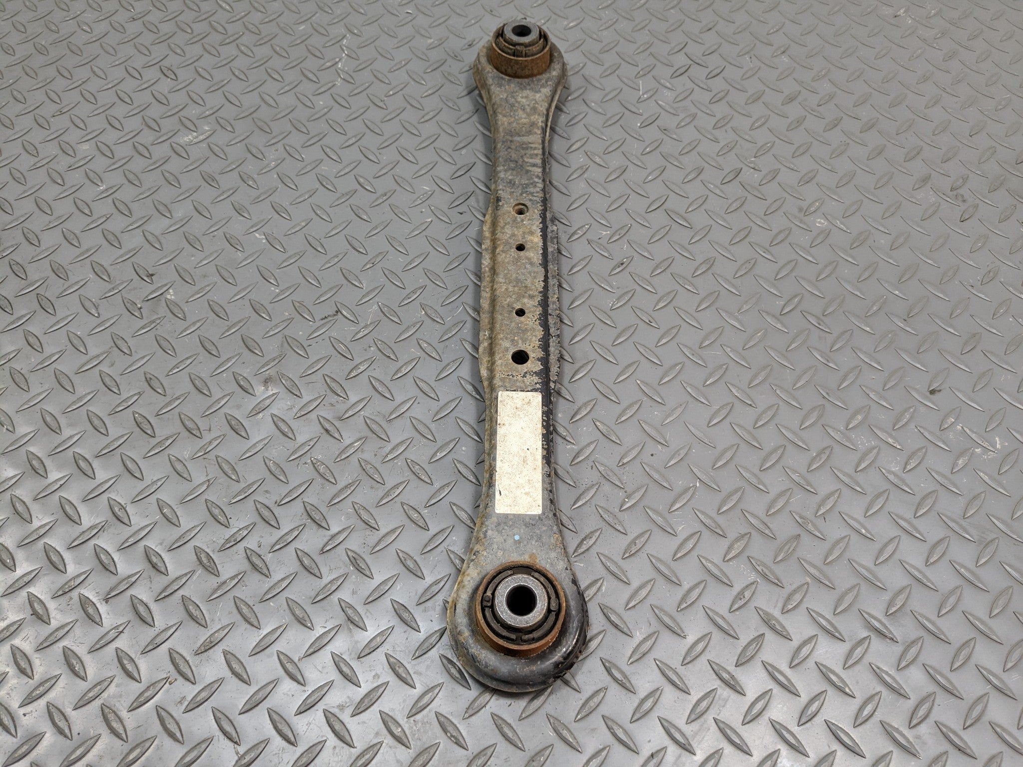 08 - 15 LAND ROVER LR2 OEM LOWER FORWARD CONTROL ARM REAR RIGHT PASSENGER SIDE
