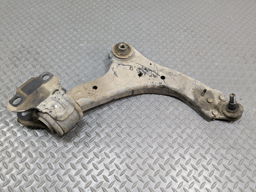 2008 - 2015 LAND ROVER LR2 OEM LOWER SUSPENSION CONTROL ARM FRONT RIGHT SIDE