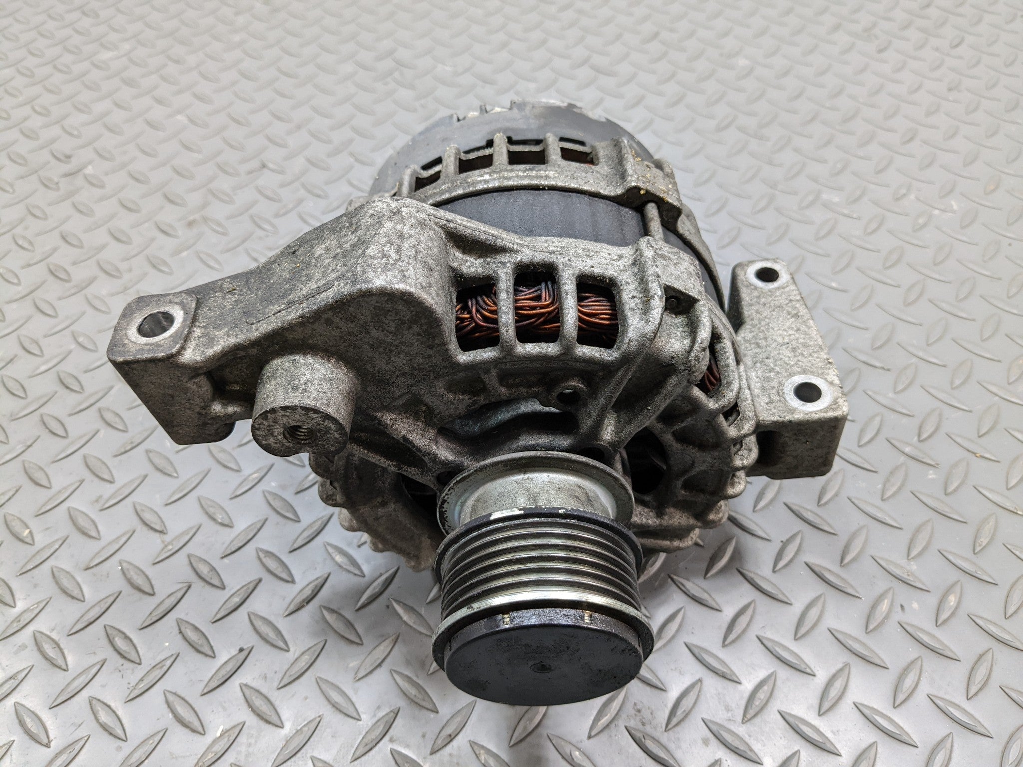 2008 - 2015 LAND ROVER LR2 OEM ALTERNATOR ENGINE MOTOR POWER GENERATOR ASSEMBLY