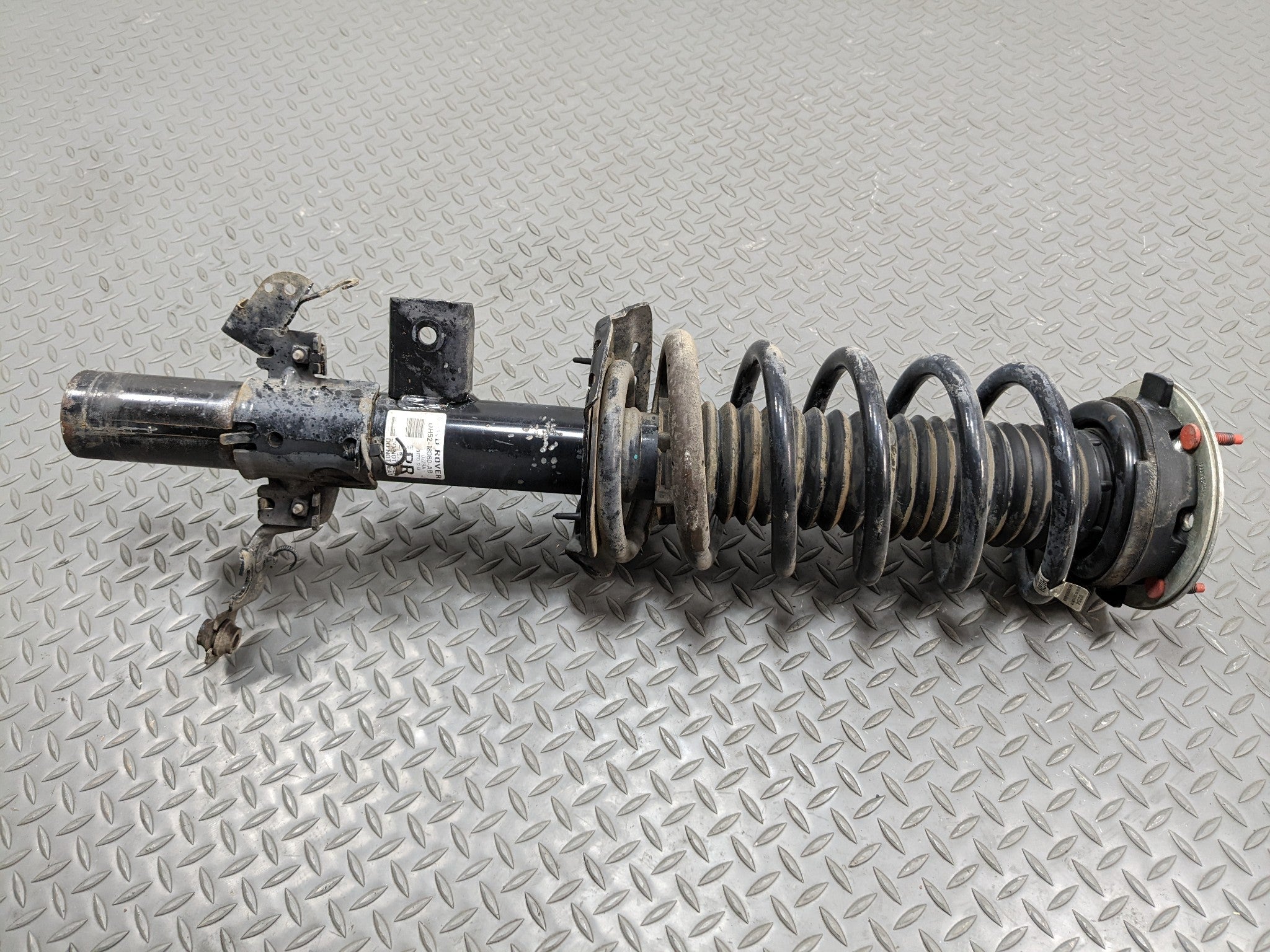 2008 - 2015 LAND ROVER LR2 OEM SHOCK ABSORBER STRUT ASSEMBLY REAR RIGHT SIDE