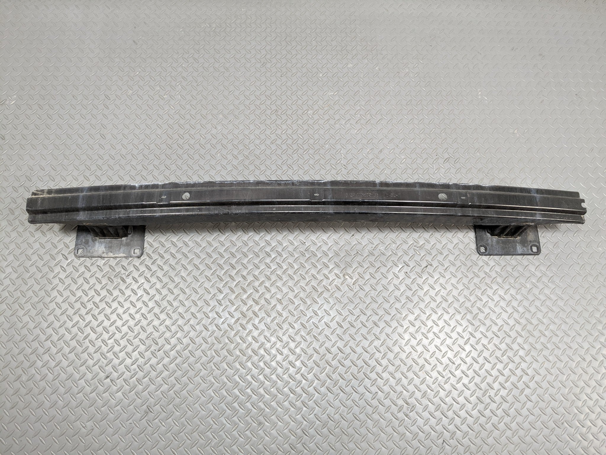 08 - 15 LAND ROVER LR2 OEM REAR BUMPER REINFORCEMENT SUPPORT IMPACT BAR BLACK