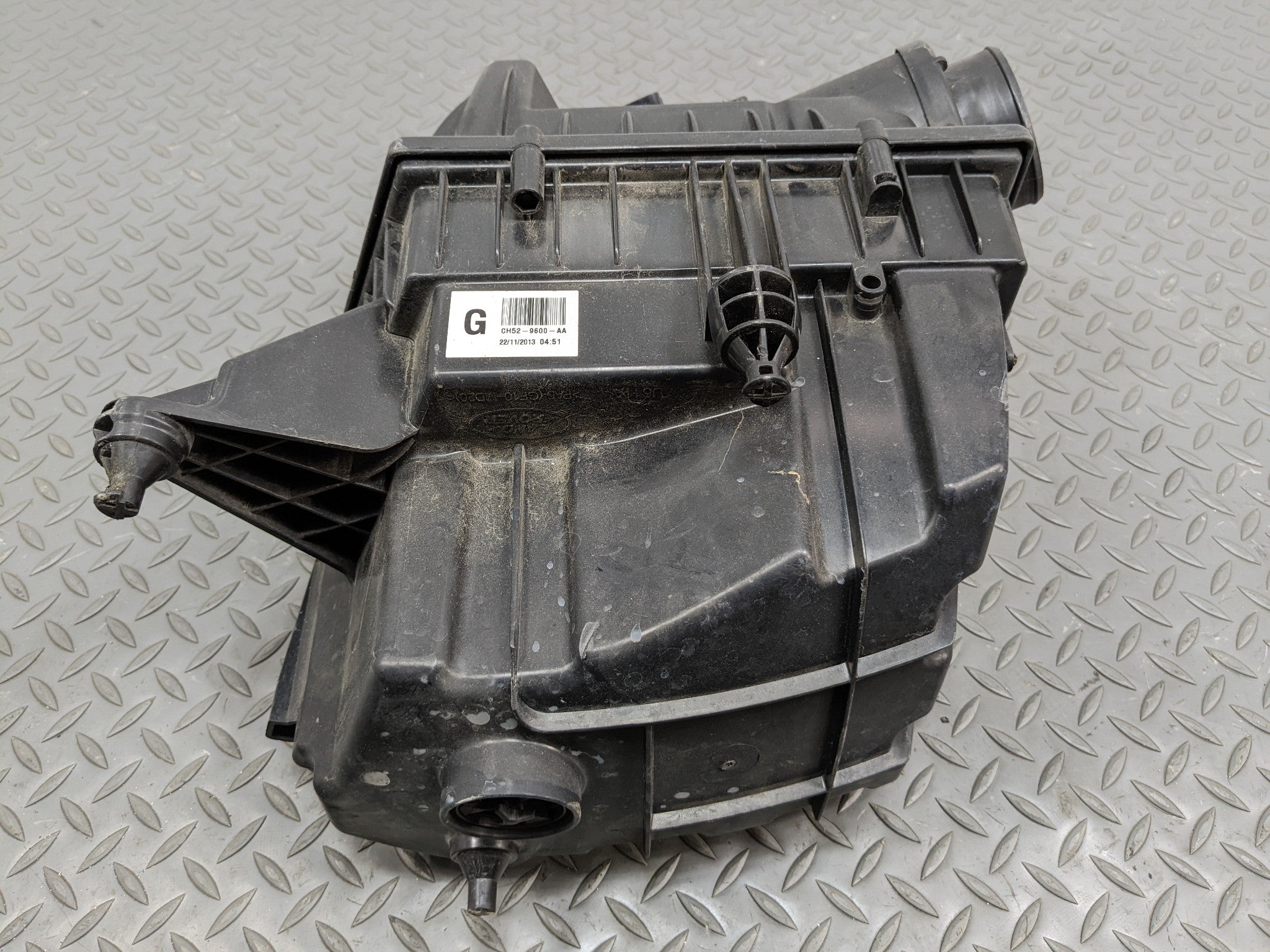 08 - 15 LAND ROVER LR2 OEM AIR CLEANER INTAKE FILTER HOUSING BOX ASSEMBLY 2.0L