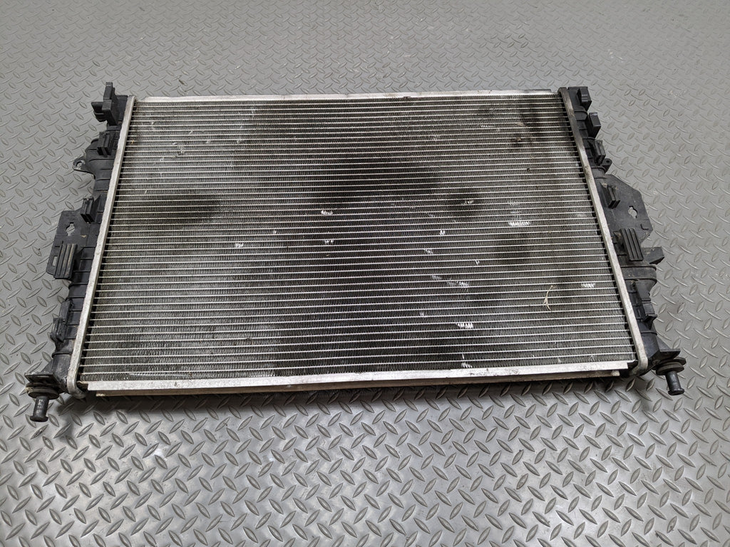 2008 - 2015 LAND ROVER LR2 OEM ENGINE MOTOR COOLING RADIATOR ASSEMBLY