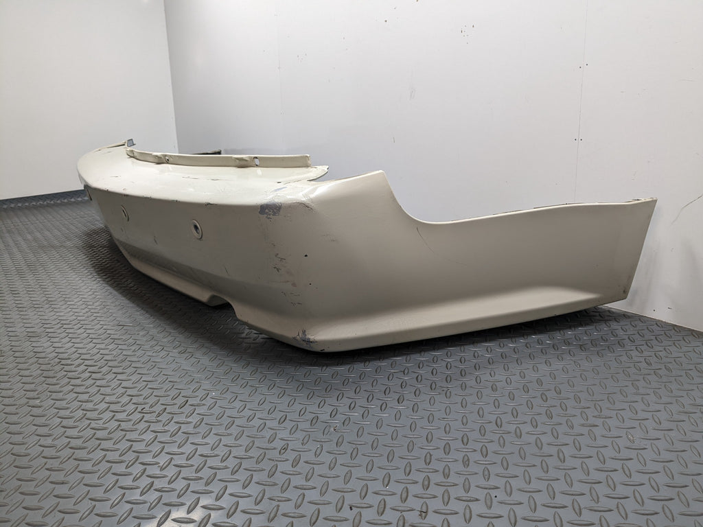 2004 - 2009 CADILLAC SRX OEM REAR BUMPER LOWER COVER PANEL WHITE DIAMOND PEARL