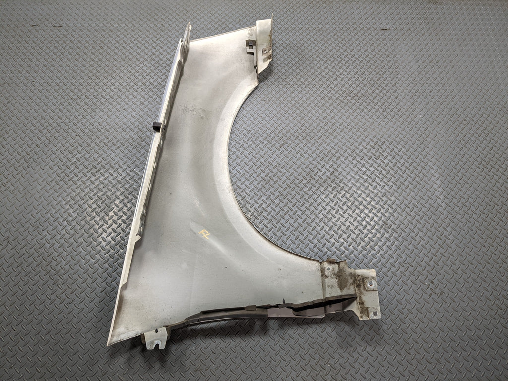 2004 - 2009 CADILLAC SRX OEM FENDER COVER PANEL FRONT LEFT DRIVER SIDE
