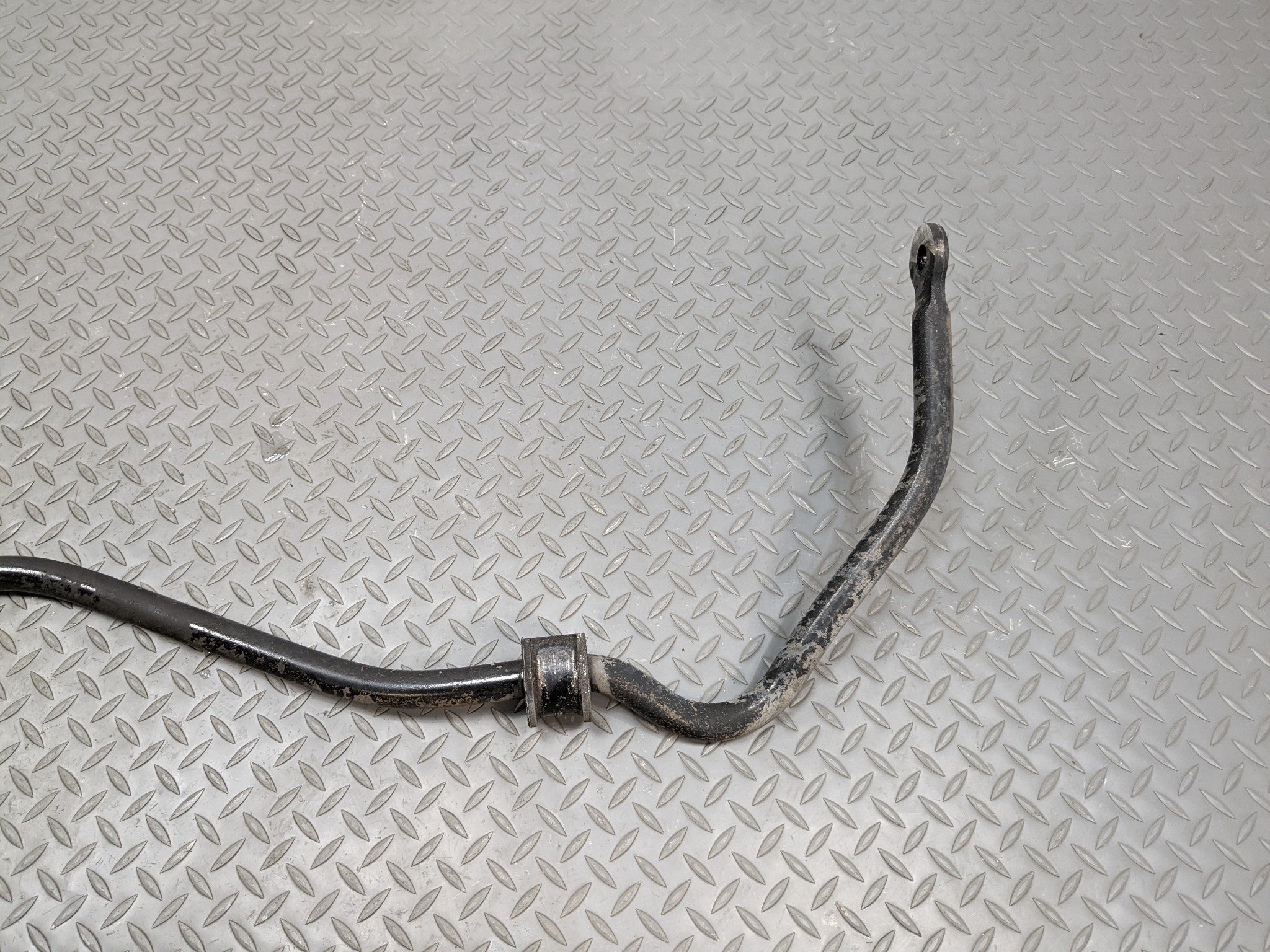 2004 - 2009 CADILLAC SRX OEM STABILIZER SWAY BAR ANTI ROLL ROD REAR SIDE
