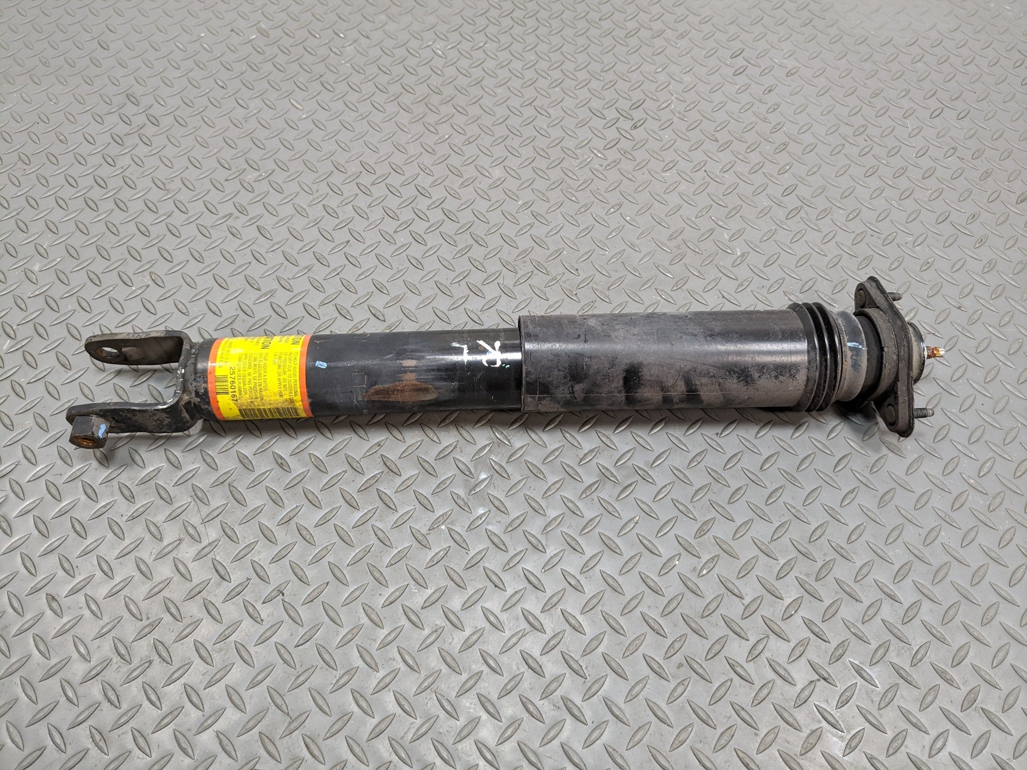 2004 - 2009 CADILLAC SRX OEM STRUT SHOCK ABSORBER REAR LEFT DRIVER SIDE