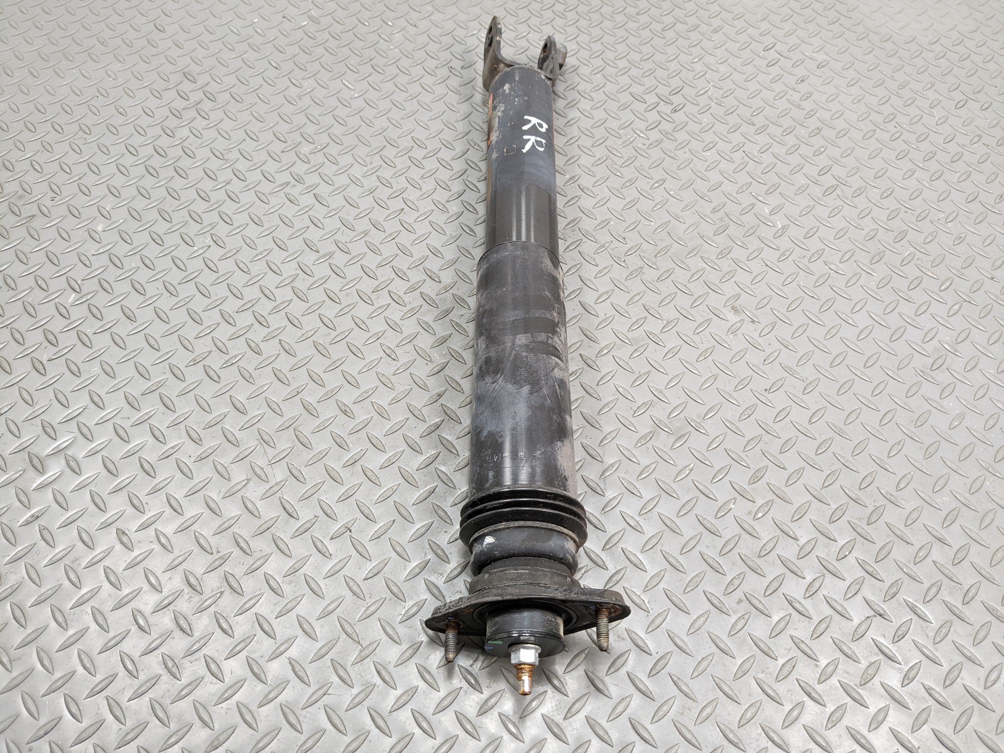 2004 - 2009 CADILLAC SRX OEM STRUT SHOCK ABSORBER REAR RIGHT PASSENGER SIDE
