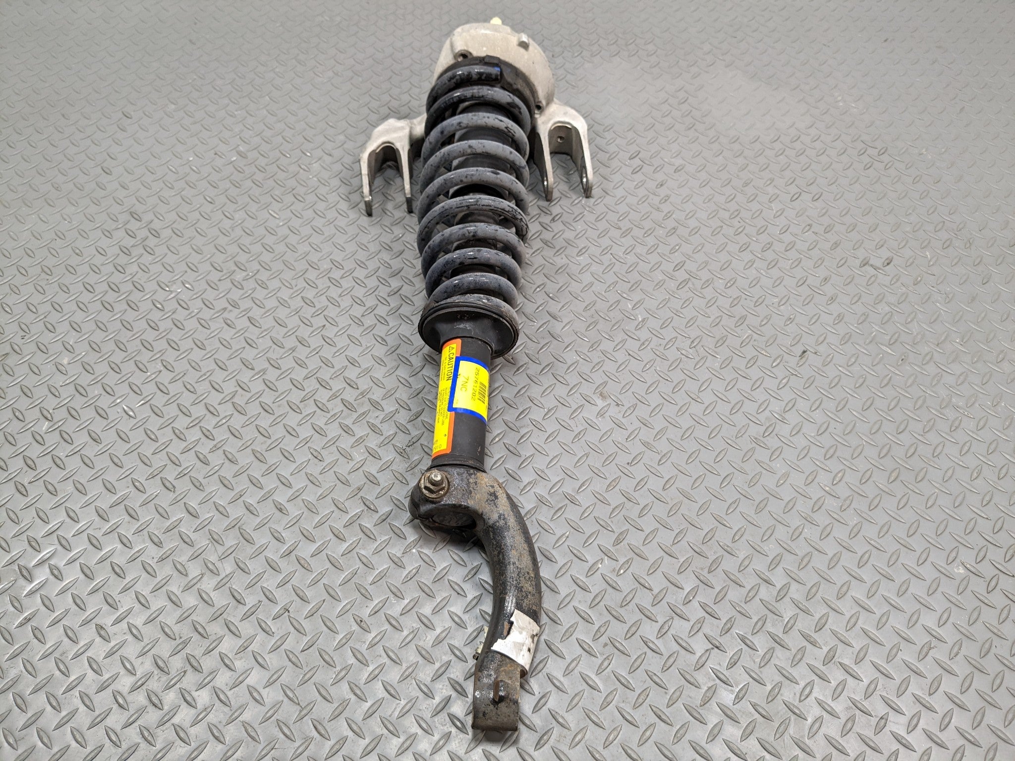 2004 - 2009 CADILLAC SRX OEM SHOCK ABSORBER STRUT ASSEMBLY FRONT RIGHT SIDE