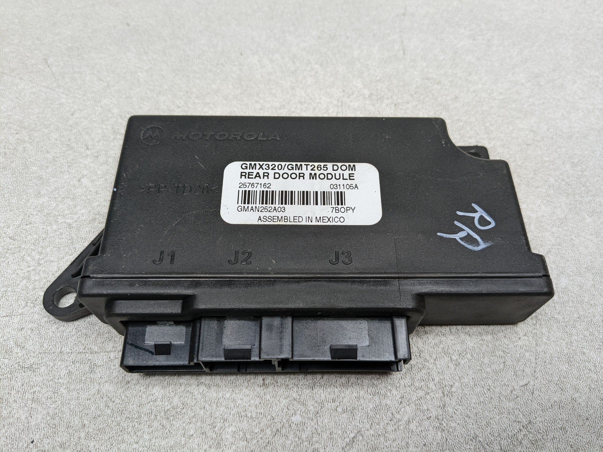 2004 - 2009 CADILLAC SRX OEM DOOR MULTIFUNTION CONTROL MODULE REAR RIGHT SIDE