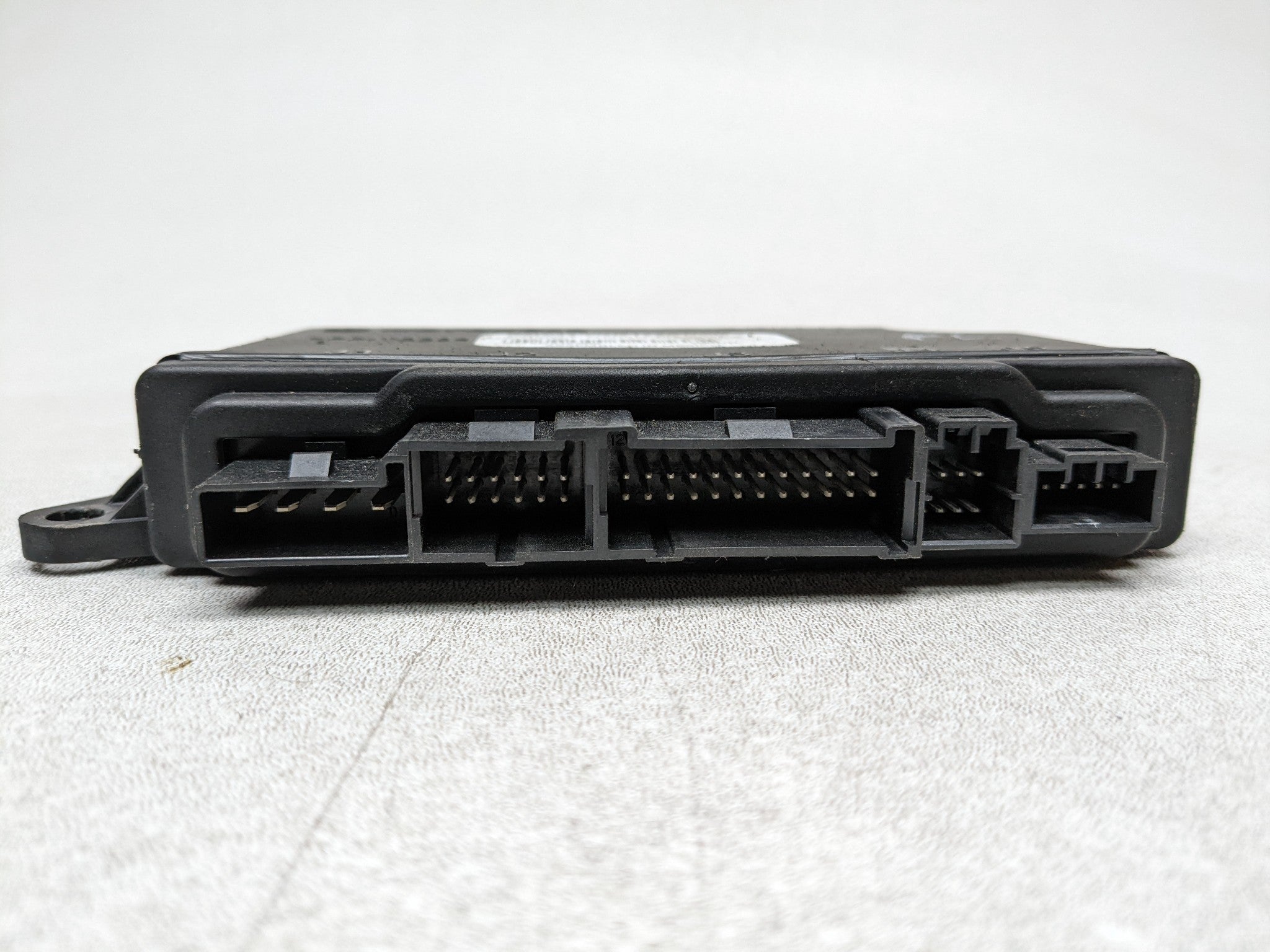 2004 - 2009 CADILLAC SRX OEM DOOR MULTIFUNTION CONTROL MODULE FRONT LEFT SIDE