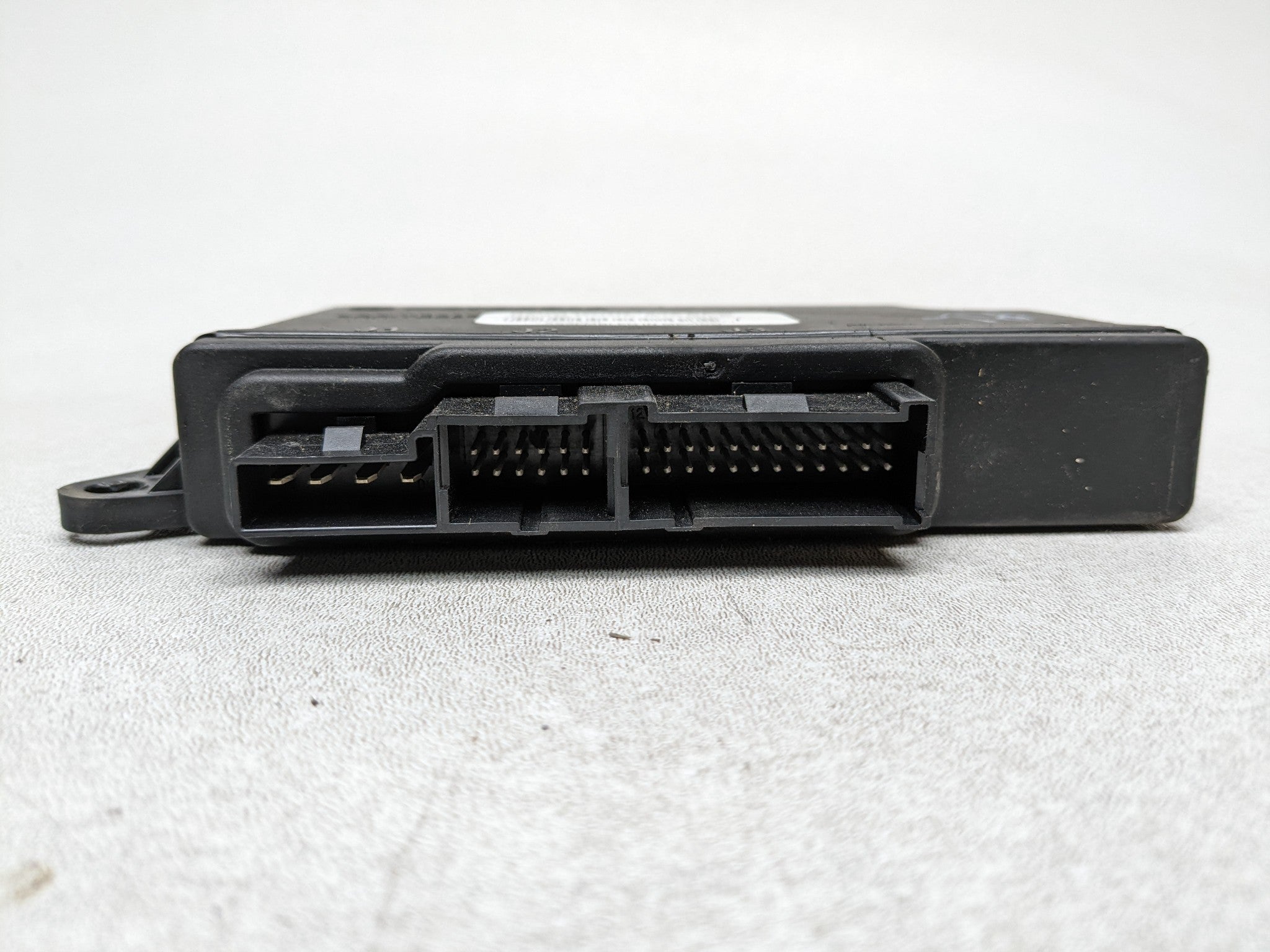 2004 - 2009 CADILLAC SRX OEM DOOR MULTIFUNTION CONTROL MODULE REAR LEFT SIDE