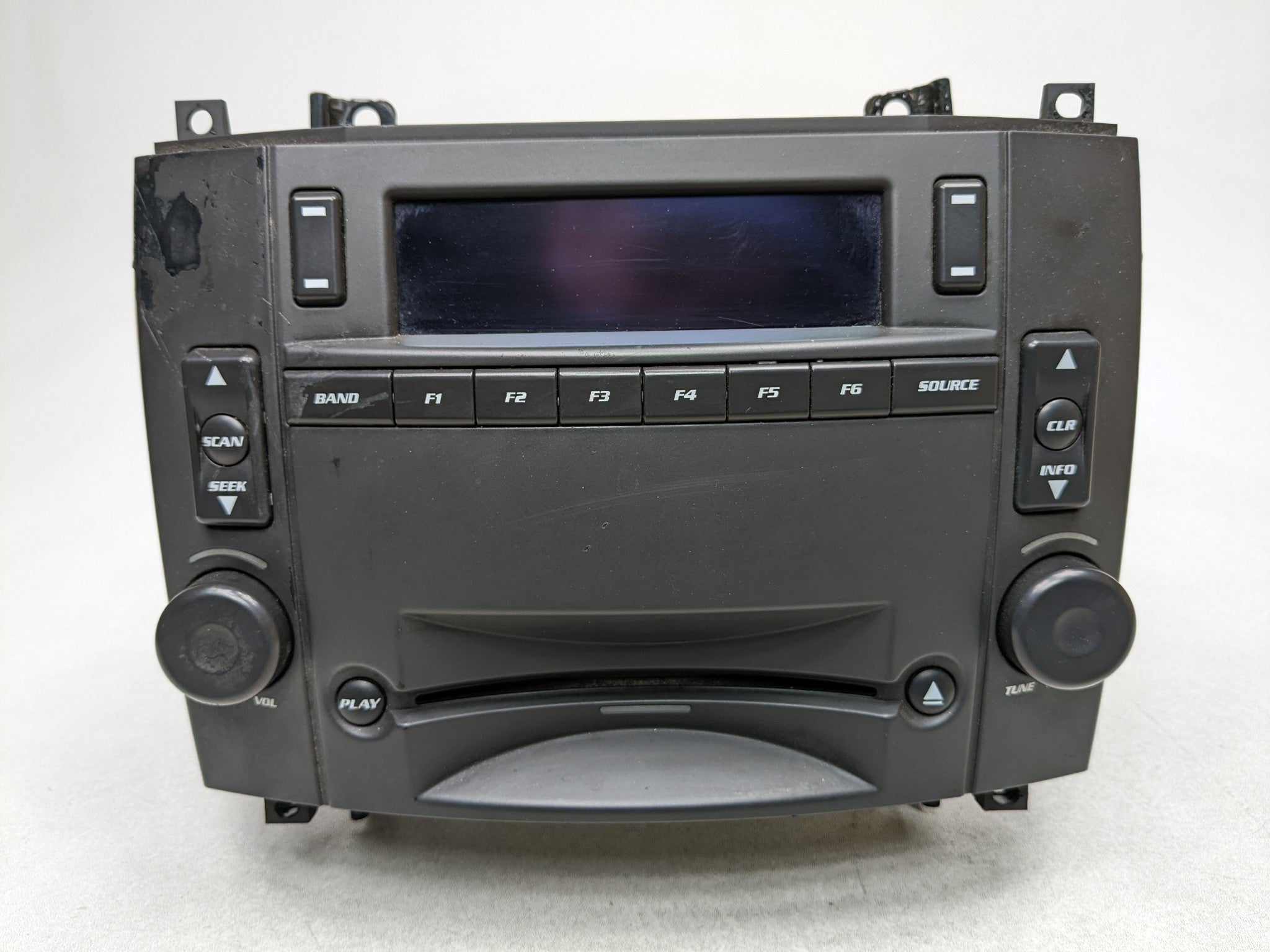 2004 - 2009 CADILLAC SRX OEM RADIO AUDIO AND VISUAL EQUIPMENT AM FM CD CASSETTE